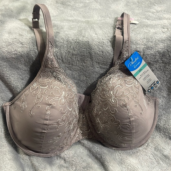 Playtex Other - Playtex love my curves lift bra
